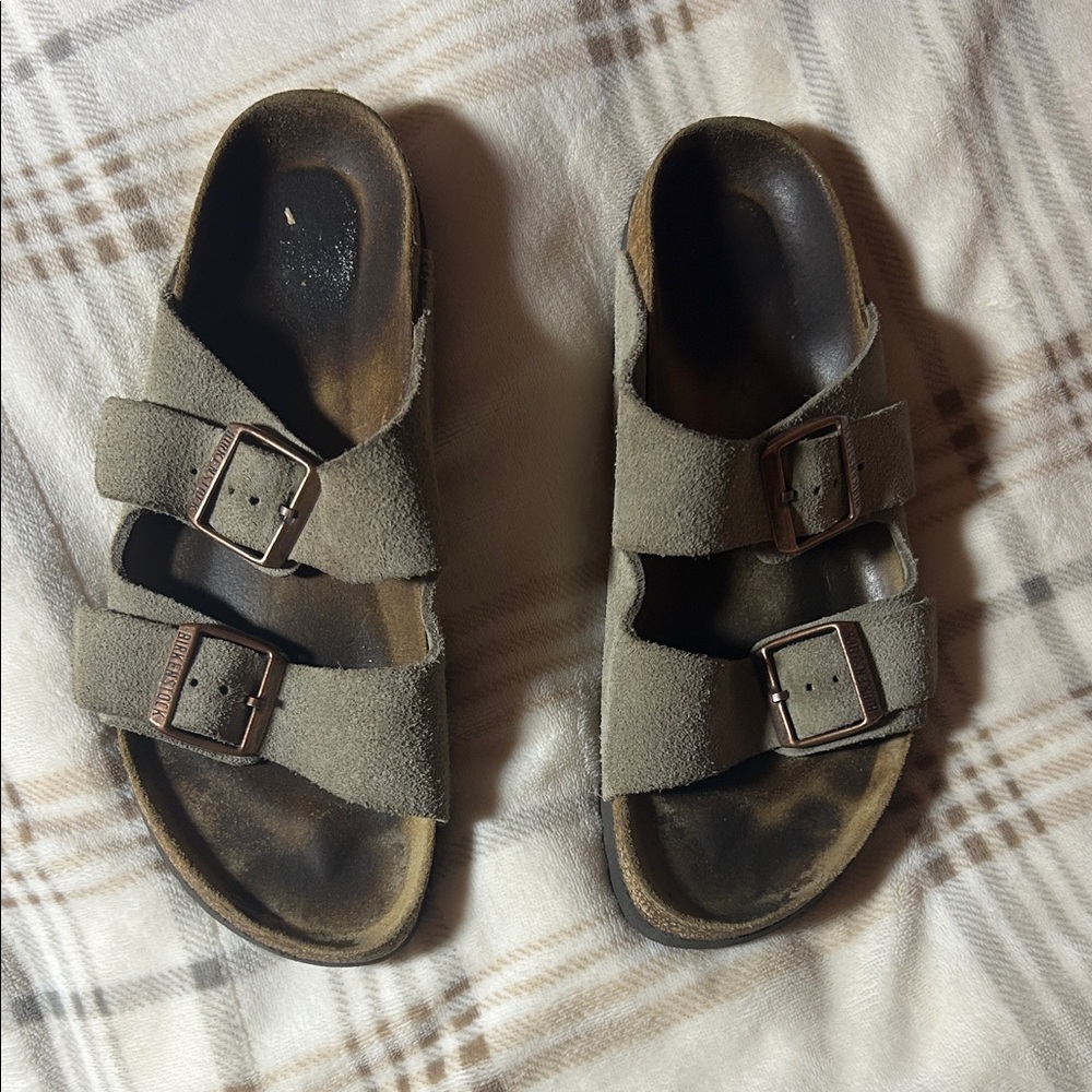 Birkenstock Arizonas- well loved